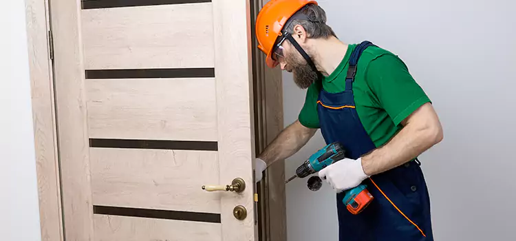 Replace Internal Door Handle with Lock Streamwood
